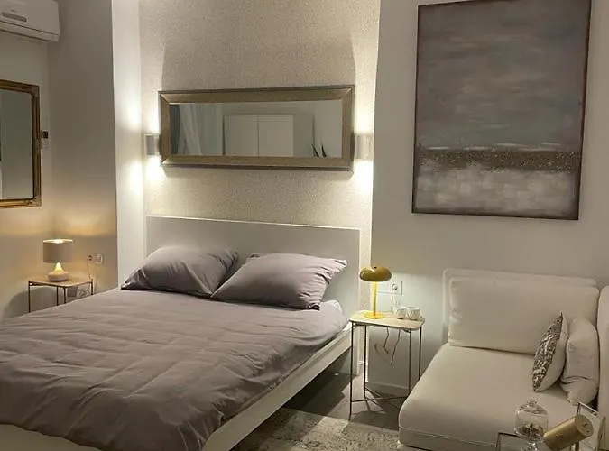 Center City Apartment 2